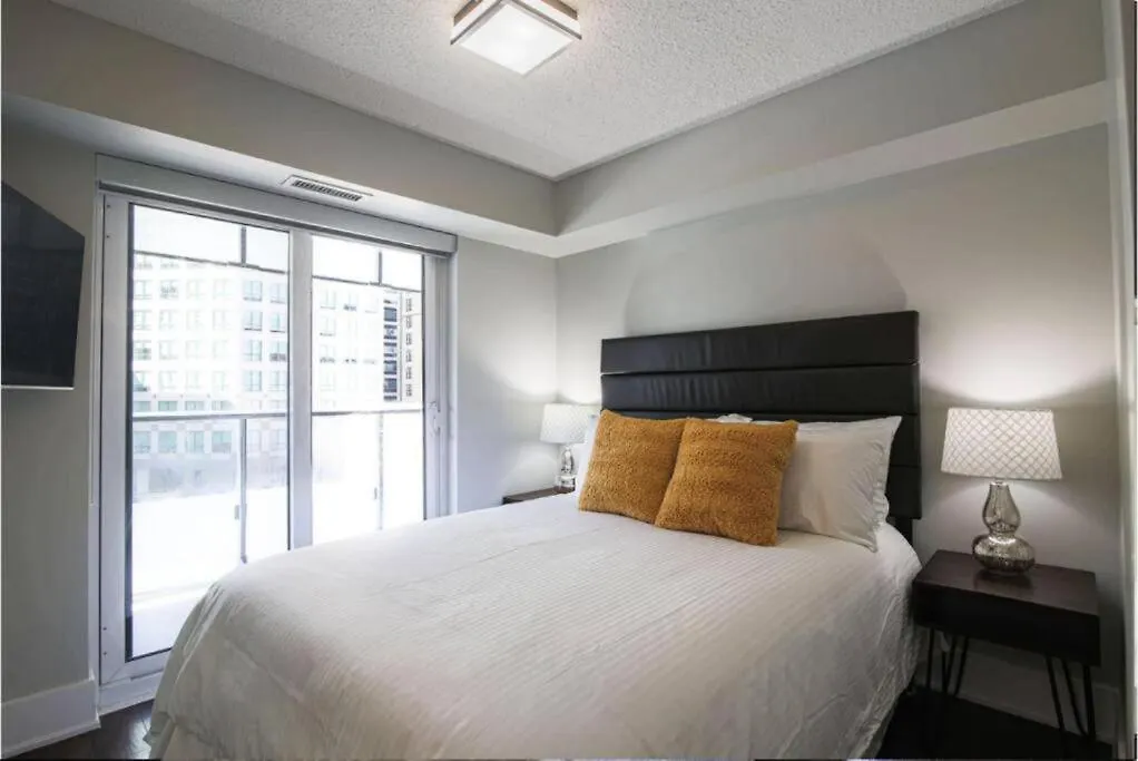 Skyline Suites - Walk To Mtcc, Acc, Rogers Centre & Entertainment District Canada