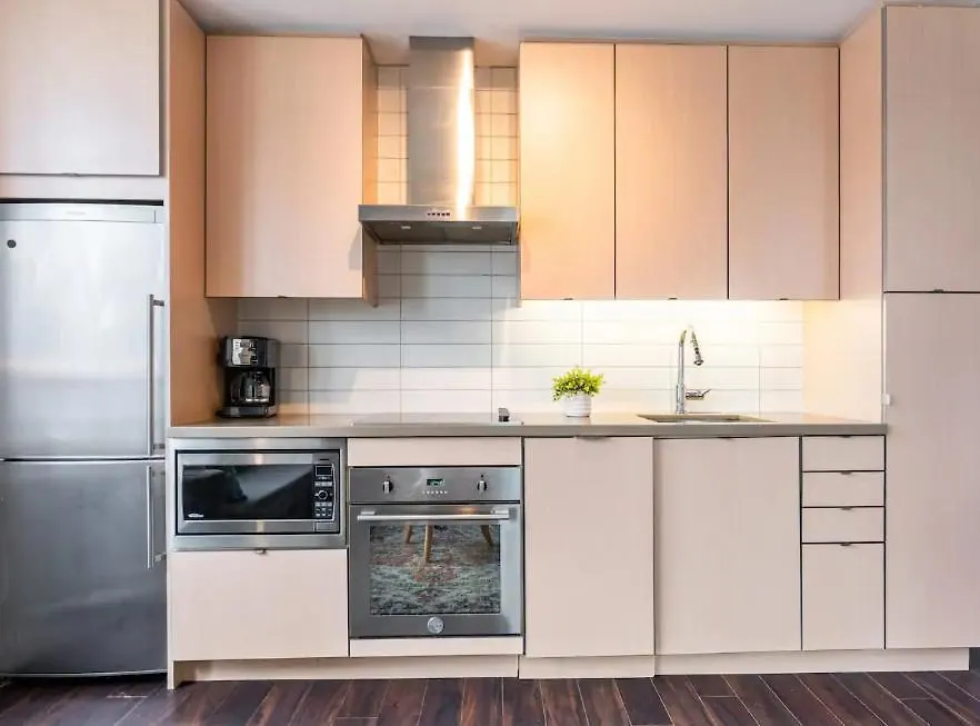Skyline Suites - Walk To Mtcc, Acc, Rogers Centre & Entertainment District Toronto