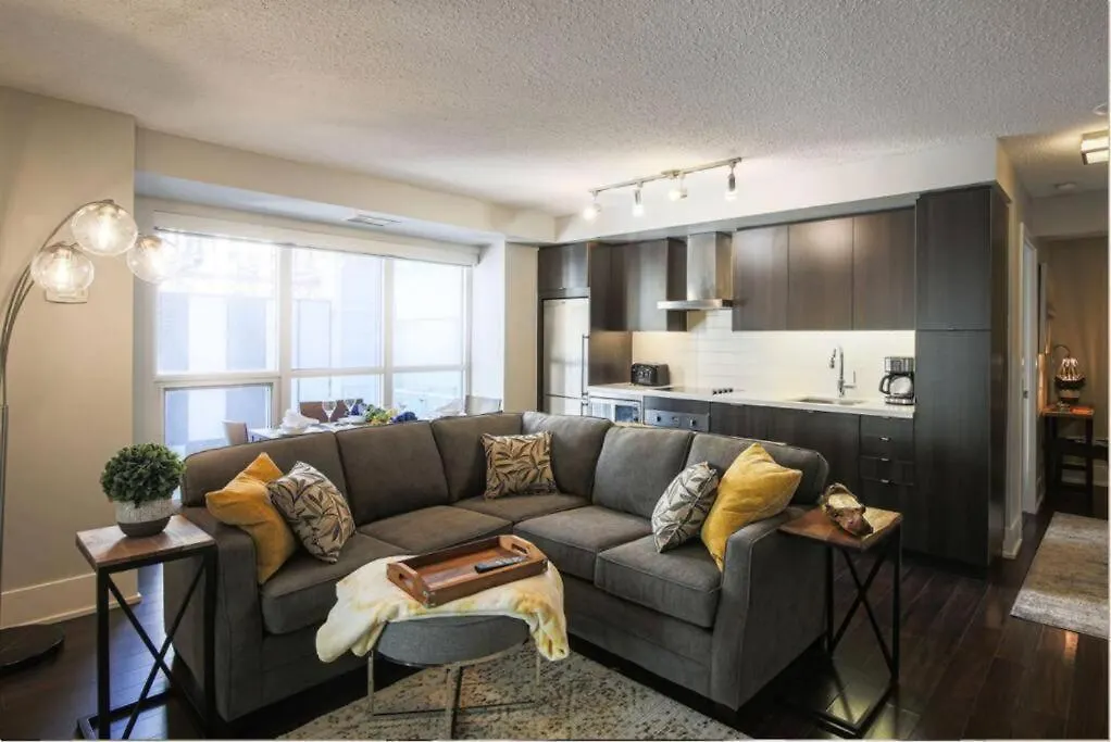 *** Aparthotel Skyline Suites - Walk To Mtcc, Acc, Rogers Centre & Entertainment District Canada
