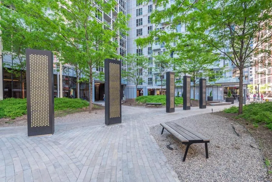 Skyline Suites - Walk To Mtcc, Acc, Rogers Centre & Entertainment District 3*, Toronto Canada