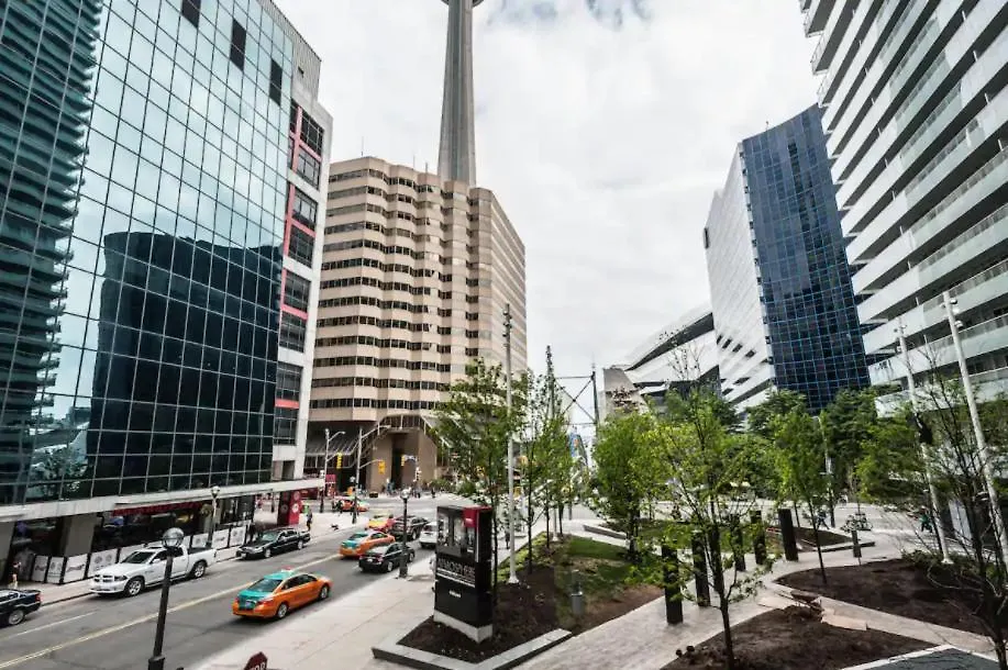 Skyline Suites - Walk To Mtcc, Acc, Rogers Centre & Entertainment District Aparthotel