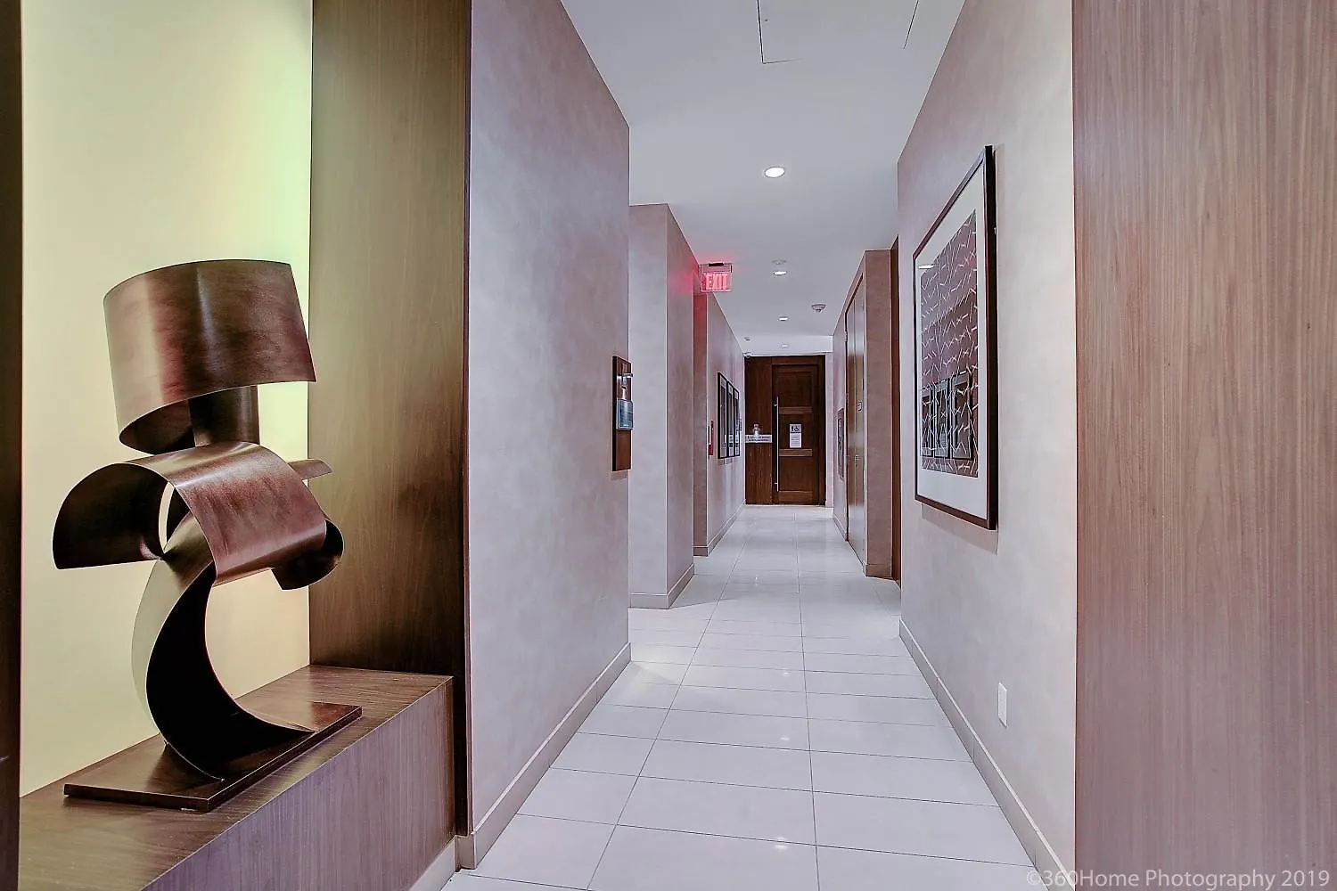 Skyline Suites - Walk To Mtcc, Acc, Rogers Centre & Entertainment District Aparthotel Toronto