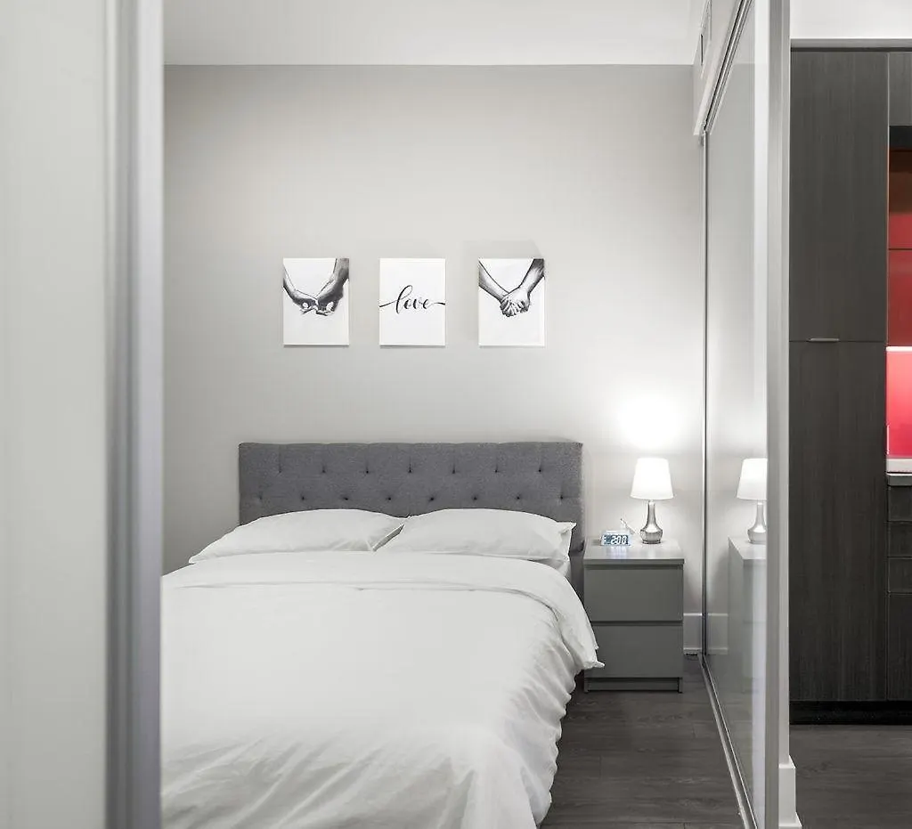 Aparthotel Skyline Suites - Walk To Mtcc, Acc, Rogers Centre & Entertainment District