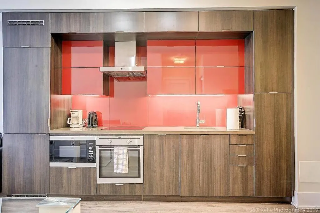 Skyline Suites - Walk To Mtcc, Acc, Rogers Centre & Entertainment District 3*, Toronto